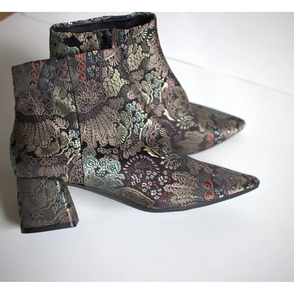 Alex Marie Jacquard Floral Black Multicolor Ankle Bootie Zip Pointed Toe Sz 7.5M
